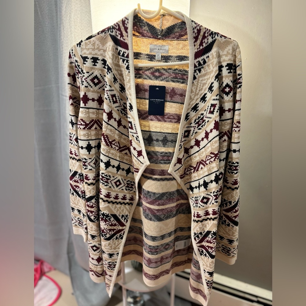 🆕Lucky Brands sweater ❤️